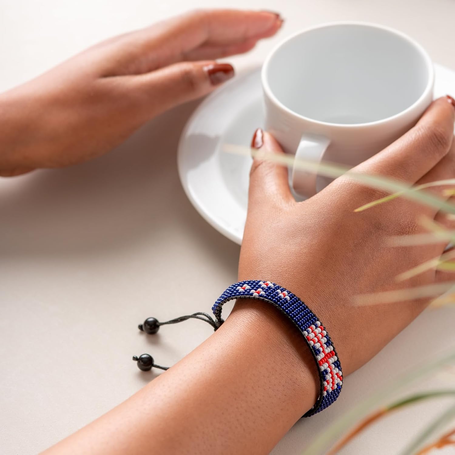 Australia Flag Bracelet: Handmade, Adjustable String Beaded Wristband