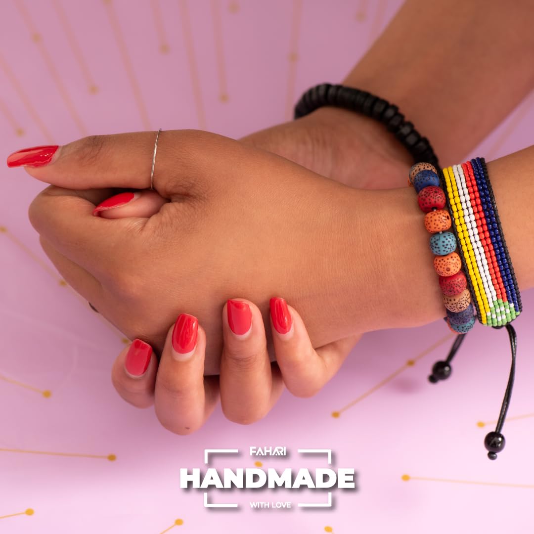 Comoros Flag Bracelet: Handmade Bracelet, Adjustable Beaded String with Patriotic Design