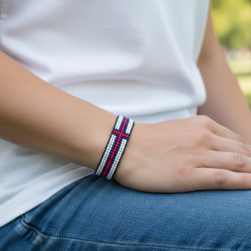 Färöer-Inseln Flaggenarmband: Handgemachtes Armband, verstellbares Perlenarmband