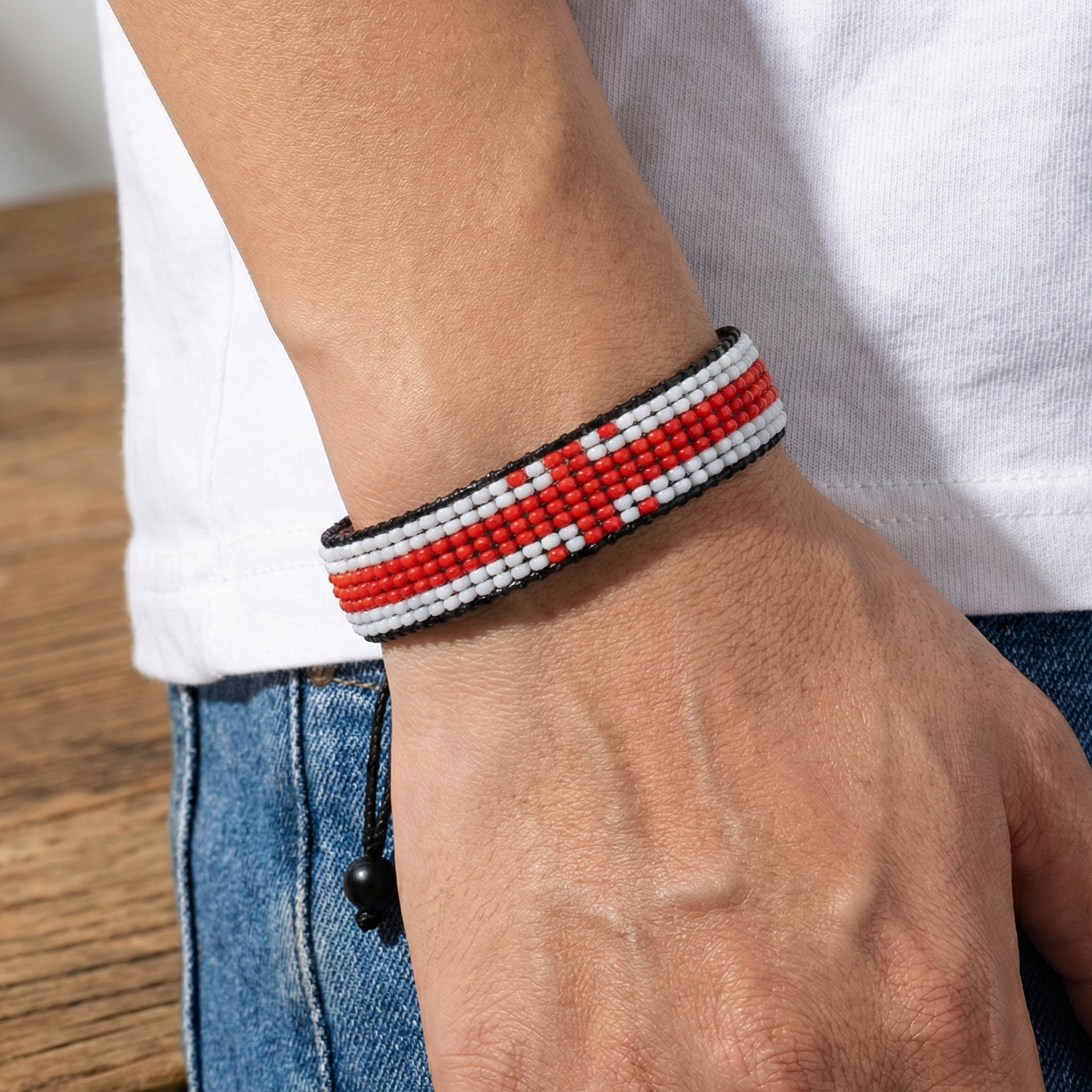Georgia Flag Bracelet: Handmade Bracelet, Adjustable Beaded Wristband