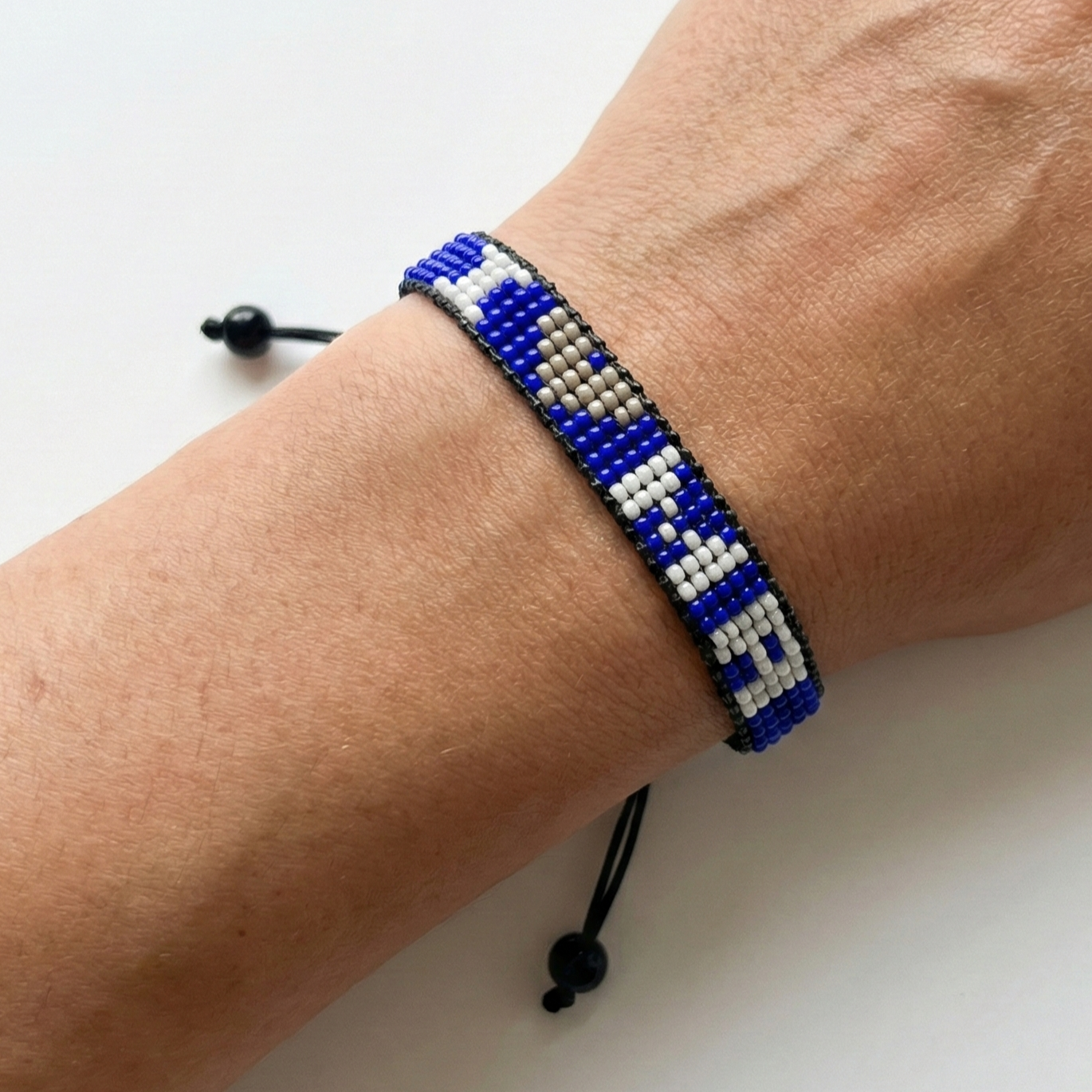 I Love Massachusetts Bracelet – Handcrafted & Adjustable Beaded Wristband