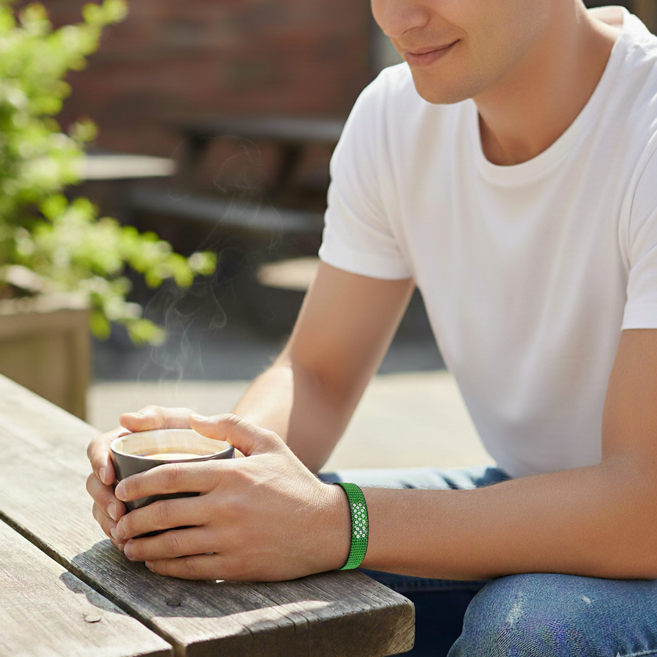 Saudi-Arabien Flaggenarmband: Handgefertigtes, verstellbares Unisex-Armband im Boho-Stil