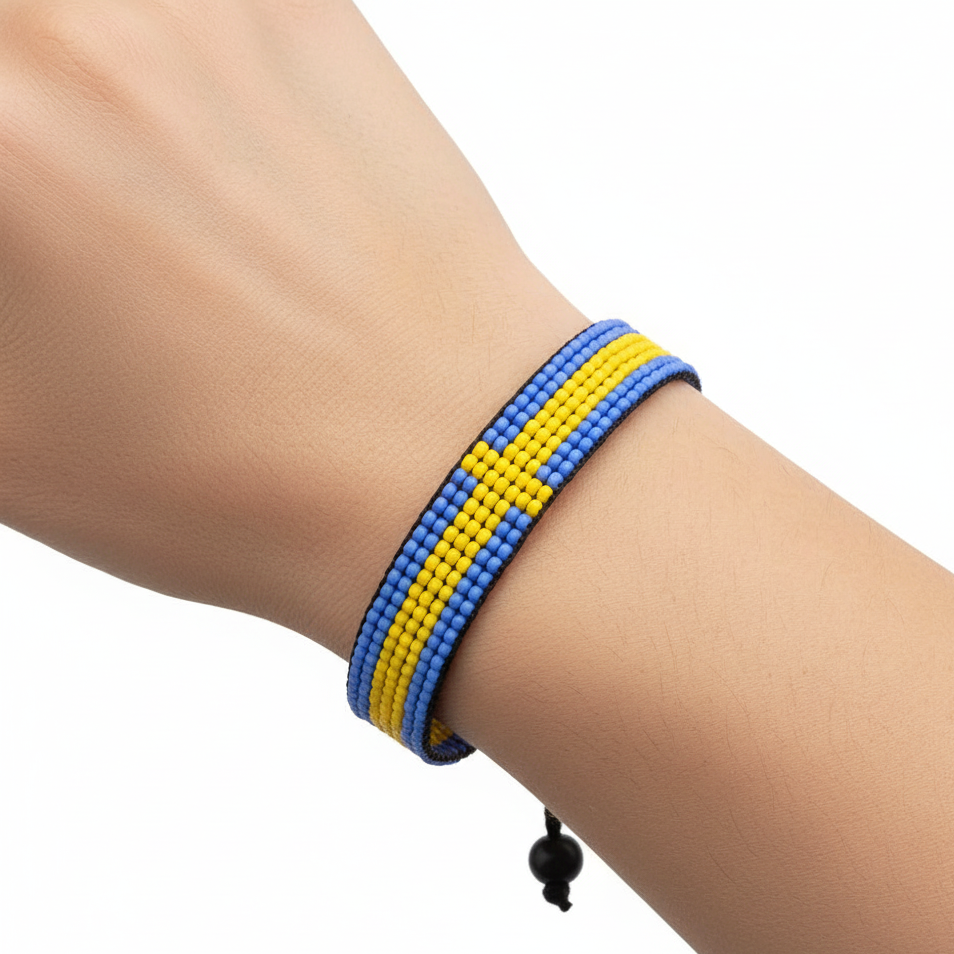 Schweden Flaggen Armband: Handgemachter, verstellbarer Perlen-Boho-Schmuck mit patriotischem Design