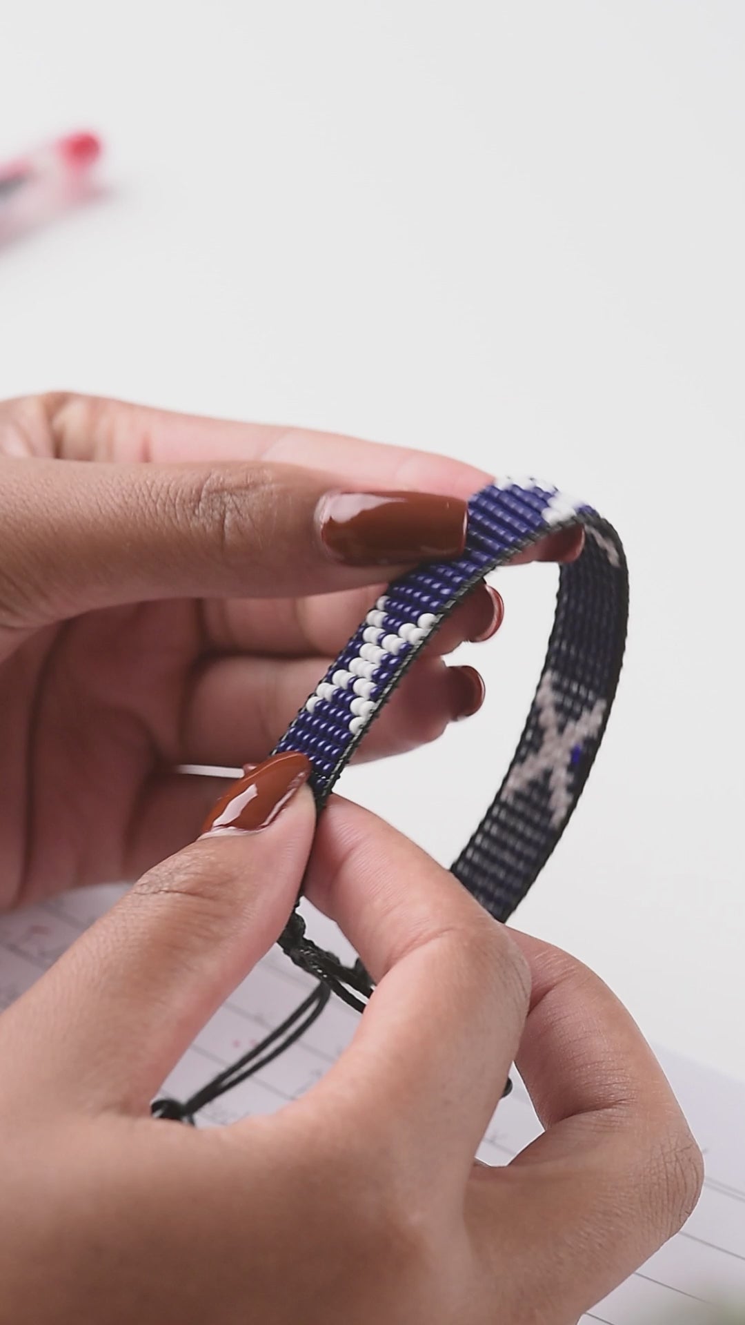 Schottland Flaggen Armband: Handgemachtes, verstellbares Boho-Armband mit Perlen und Seil