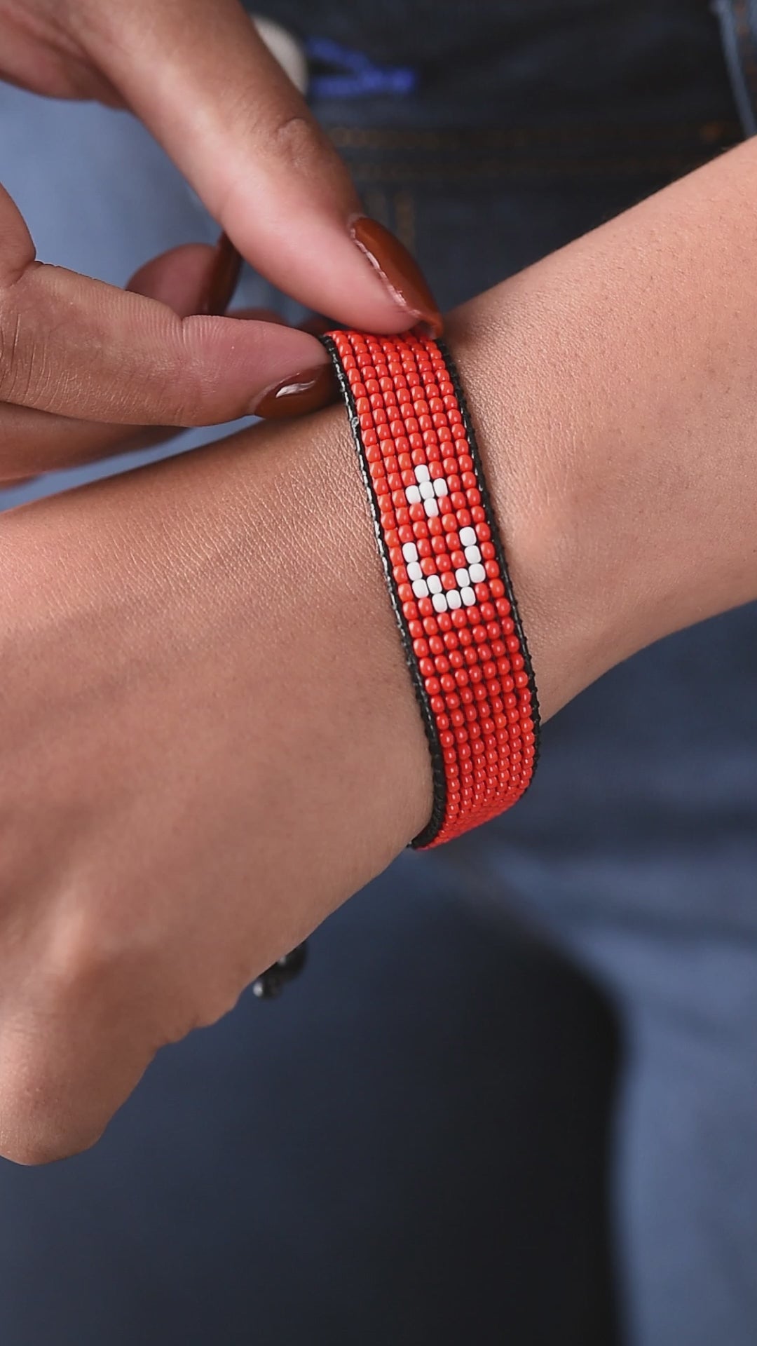 Türkei Flaggenarmband: Handgemachtes, verstellbares Unisex Armband im Boho-Stil mit patriotischem Design