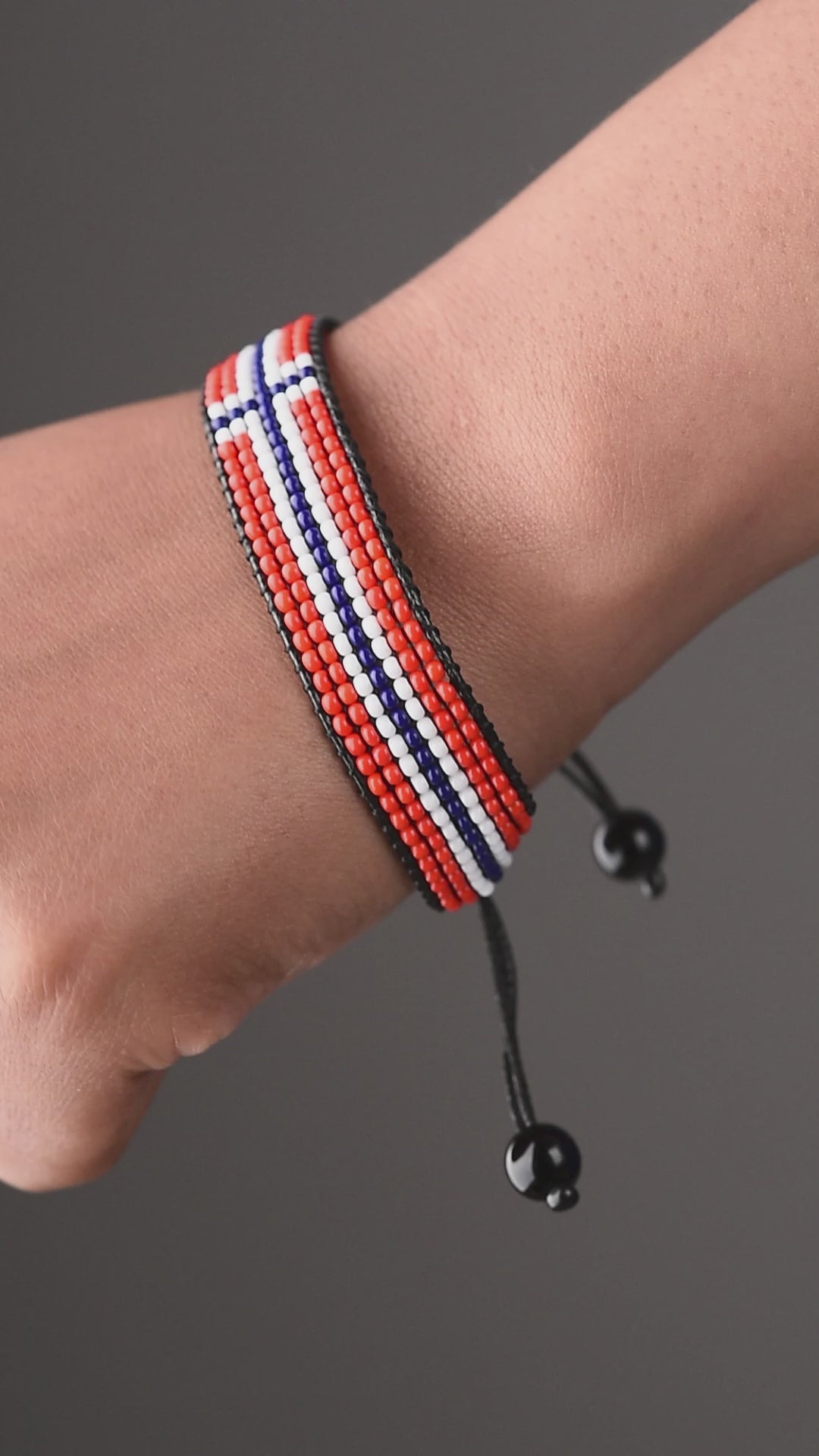Bracelet drapeau Norvège : Cordon perlé réglable, Unisexe Bohème, Cadeau patriotique.