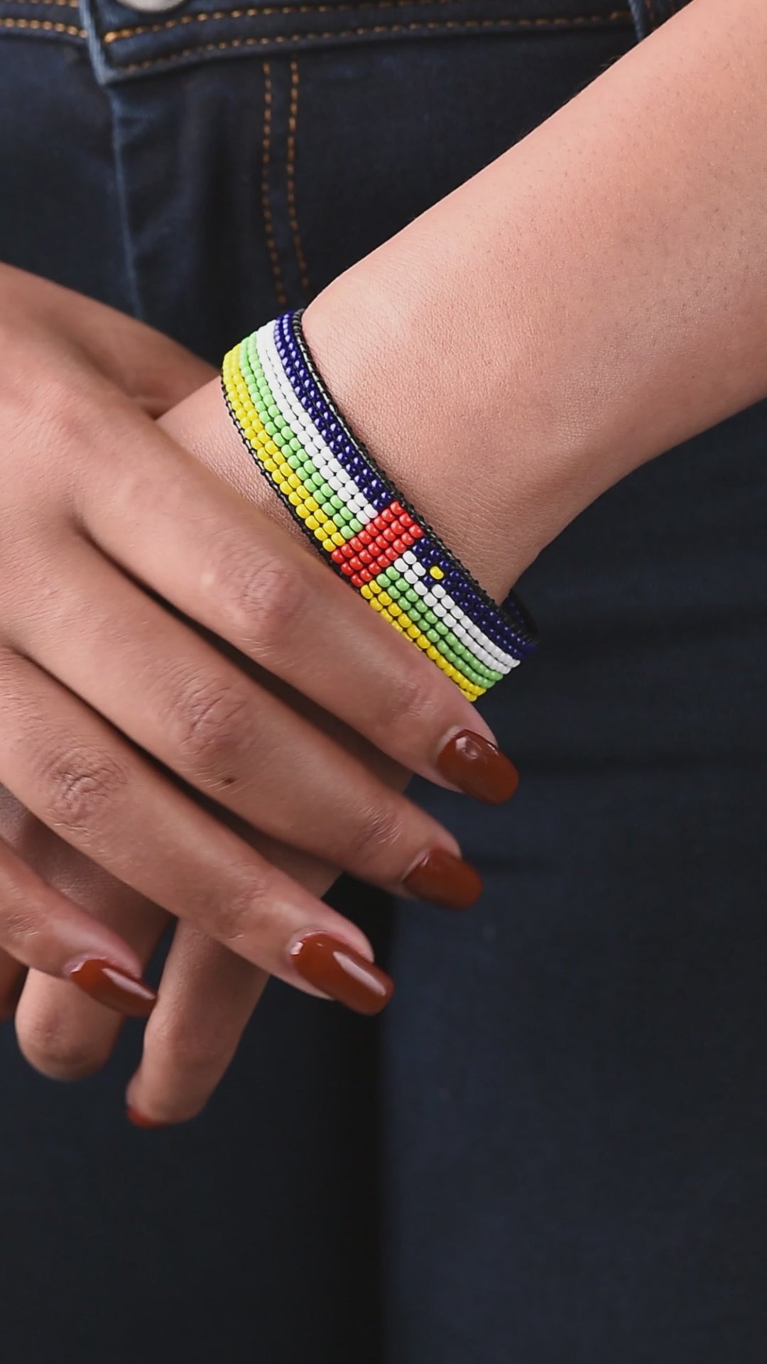 Central Africa Republic Flag Bracelet:  Handmade, Adjustable Beaded String Wristband