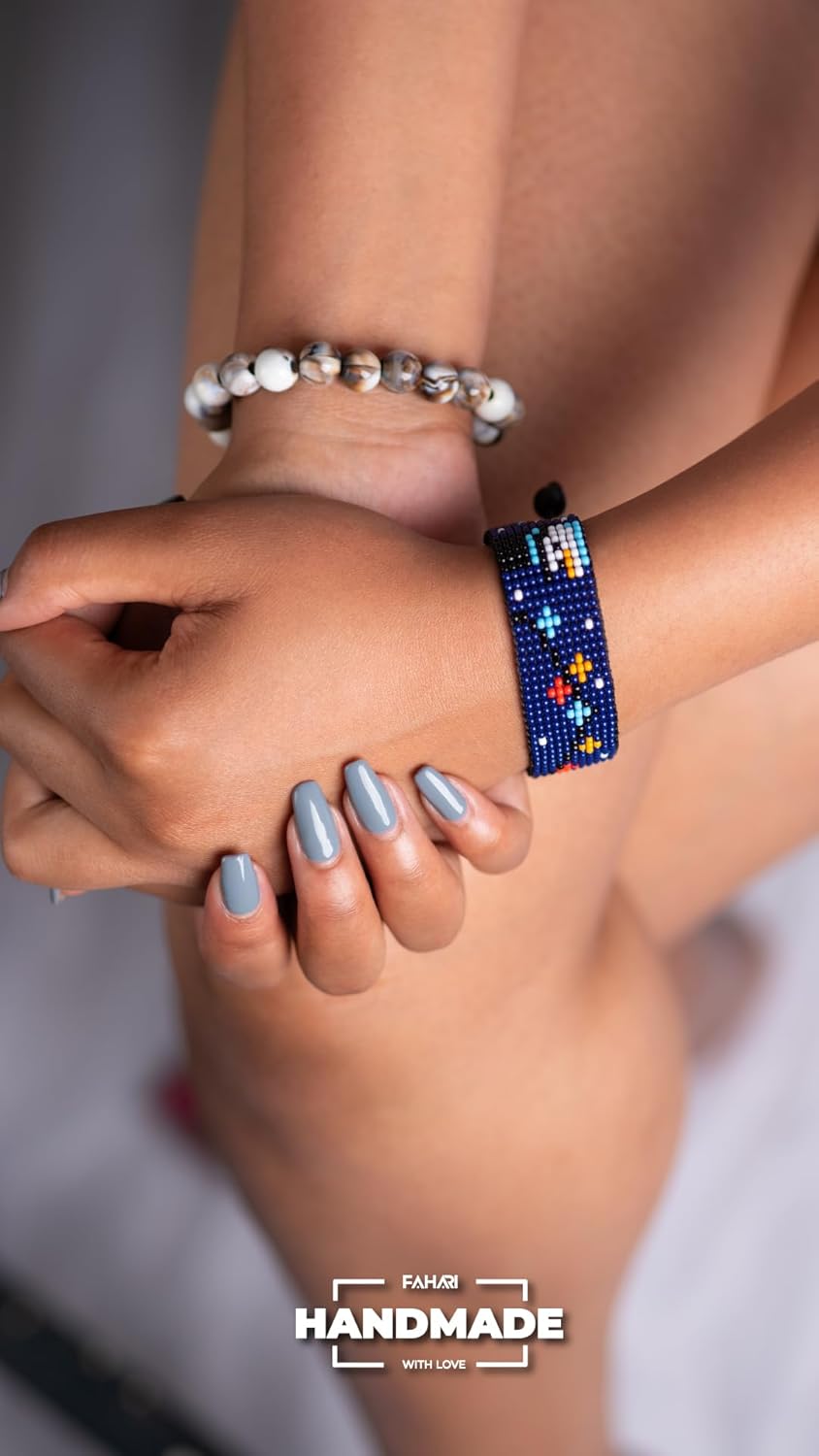 Handmade Christmas Bracelet: A Cherished Gift for Family and Friends (Snowman Penguins)
